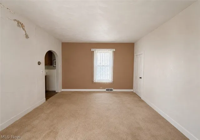 Photo 4 of Single family home for sale at 1611 Main St, Wellsburg, WV 26070 | MLS# 5212936 | Listing updated on 2026-07-31