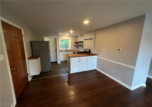 4th image of 1765 14Th St, Cuyahoga Falls, OH 44223 | MLS# 5213823