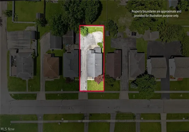 13th image of 912 N Highland Ave, Girard, OH 44420 | MLS# 5214203