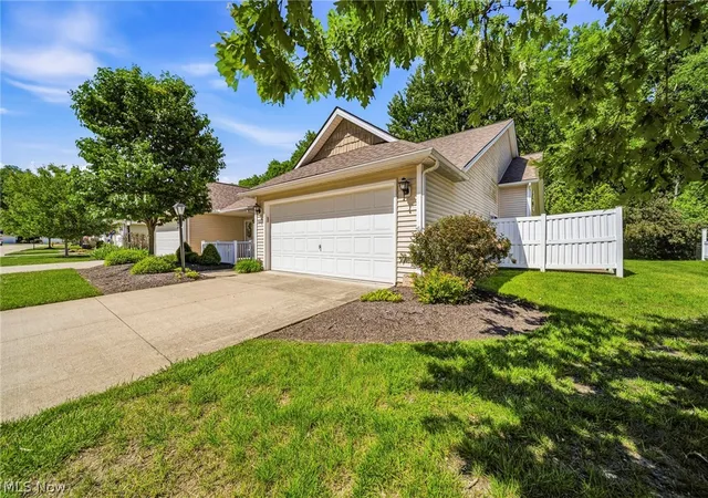 Photo 3 of Condo for sale at 7618 Willow Woods Dr, North Olmsted, OH 44070 | MLS# 5214786 | Listing updated on 2026-06-21