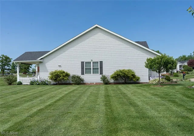 Homes for sale in Massillon, OH | 2765 Doral Cir Se, Massillon, OH 44646 | MLS# 5211784