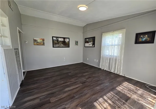 4th image of 169 Boston Ave, Elyria, OH 44035 | MLS# 5214730