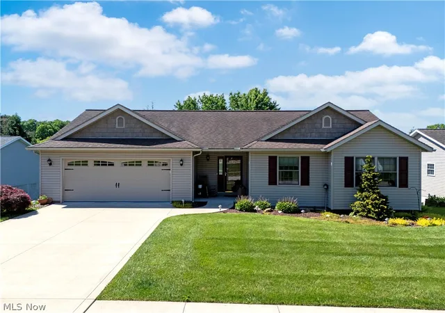 Homes for sale in Orrville, OH | 848 Hemlock Trl, Orrville, OH 44667 | MLS# 5214722