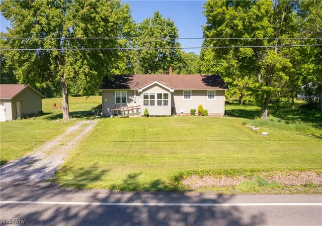Photo 1 of Single family home for sale at 887 State Route 534 Nw, Newton Falls, OH 44444 | MLS# 5214797 | Listing updated on 2026-07-14