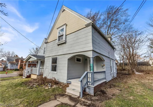 Homes for sale in Cleveland, OH | 11930 Geraldine Ave, Cleveland, OH 44111 | MLS# 5214706