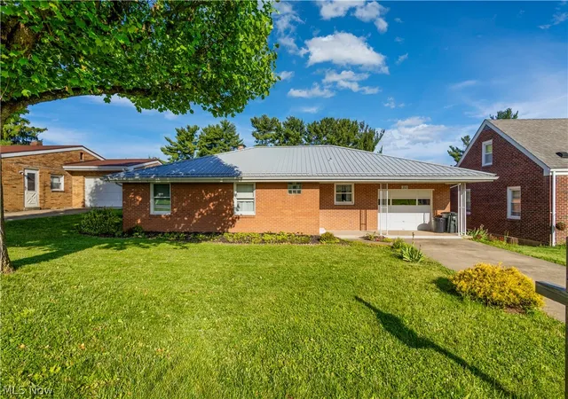 Homes for sale in Steubenville, OH | 353 Westwood Dr, Steubenville, OH 43953 | MLS# 5211213
