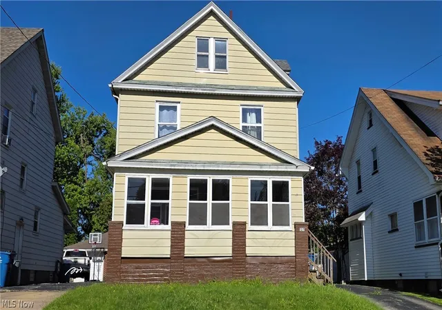 1st image of 127 Courtland Ave, Campbell, OH 44405 | MLS# 5213853