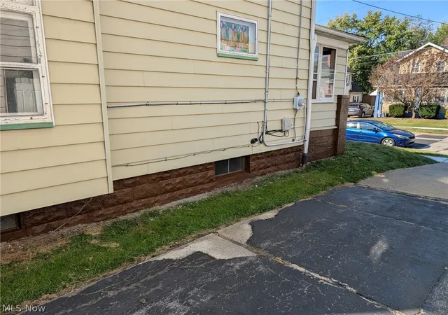 3rd image of 127 Courtland Ave, Campbell, OH 44405 | MLS# 5213853
