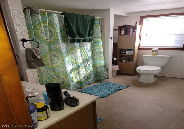 2nd image of 498 Walnut St, Conneaut, OH 44030 | MLS# 5214876