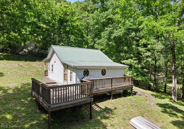 Photo 2 of Sale Pending at 227 Exline Camp Rd, Elizabeth, WV 26143 | MLS# 5214709 | Listing updated on 2026-07-13