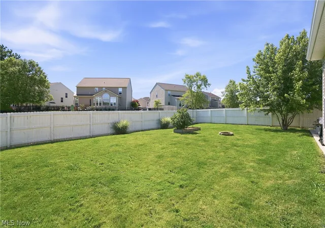 43rd image of 563 Colonial Dr, Painesville, OH 44077 | MLS# 5214159