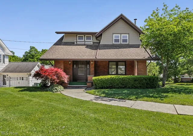 1st image of 231 E Milton St, Alliance, OH 44601 | MLS# 5213075