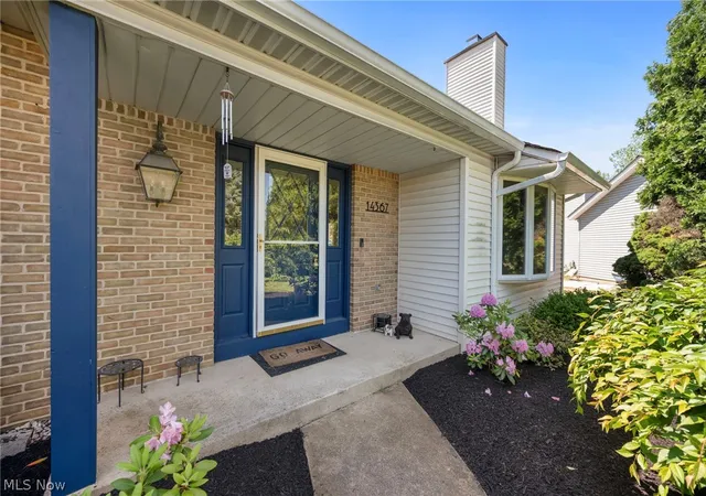 2nd image of 14367 Crown Point Pkwy, Strongsville, OH 44136 | MLS# 5212614