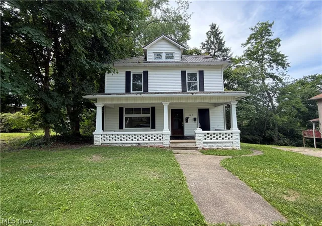 Homes for sale in Cambridge, OH | 507 N 9th St, Cambridge, OH 43725 | MLS# 5214909