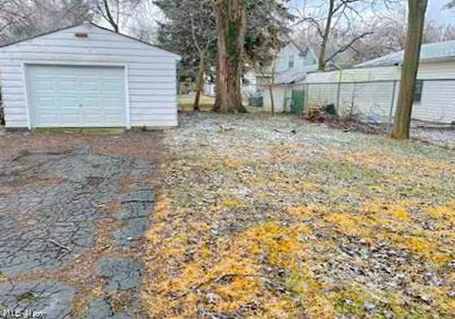 3rd image of 1010 Big Falls Ave, Akron, OH 44310 | MLS# 5213992