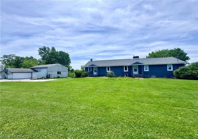 1st image of 887 889 Colony Dr, Aurora, OH 44202 | MLS# 5214068
