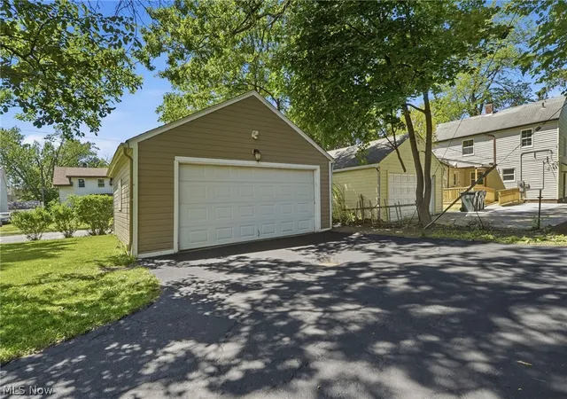 Homes for sale in Cleveland Heights, OH | 3471 Shannon Rd, Cleveland Heights, OH 44118 | MLS# 5213607