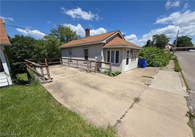 Photo 2 of Single family home for sale at 1547 Lisbon St, East Liverpool, OH 43920 | MLS# 5214929 | Listing updated on 2026-08-24