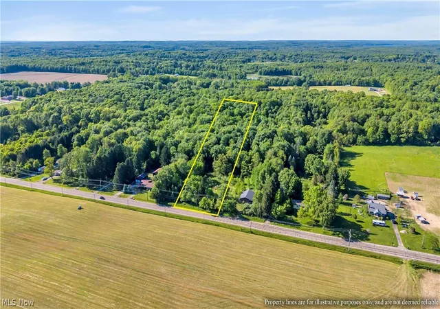 Homes for sale in Mantua, OH | 4957 State Route 82, Mantua, OH 44255 | MLS# 5214273