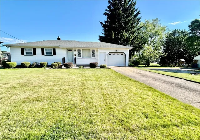 1st image of 501 Edison St, Struthers, OH 44471 | MLS# 5215044