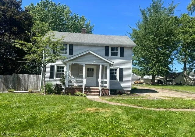 1st image of 140 South St Nw, Navarre, OH 44662 | MLS# 5211506