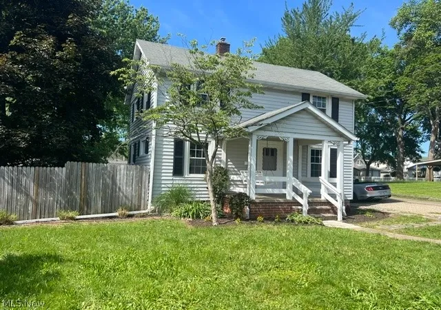 2nd image of 140 South St Nw, Navarre, OH 44662 | MLS# 5211506