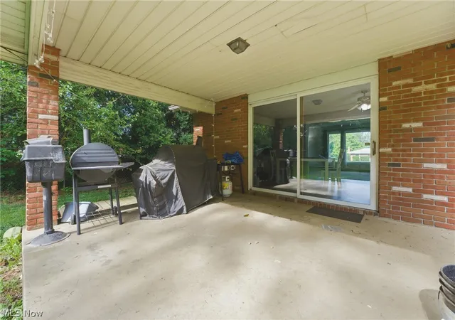 Homes for sale in Orrville, OH | 1205 N Crown Hill Rd, Orrville, OH 44667 | MLS# 5215033