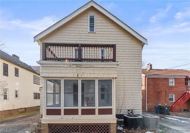 Homes for sale in Cleveland Heights, OH | 876 Eloise Dr, Cleveland Heights, OH 44112 | MLS# 5214807