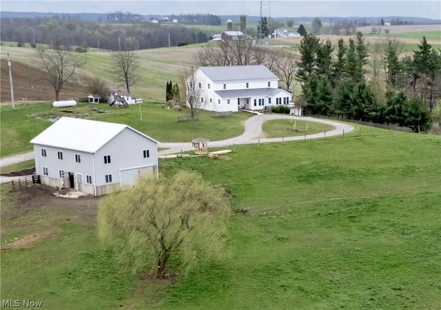 Homes for sale in Brinkhaven, OH | 14072 County Road 75, Brinkhaven, OH 43006 | MLS# 5215136