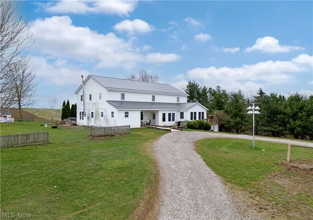 Homes for sale in Brinkhaven, OH | 14072 County Road 75, Brinkhaven, OH 43006 | MLS# 5215136