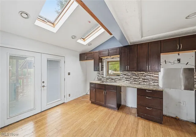 4th image of 13416 Crossburn Ave, Cleveland, OH 44135 | MLS# 5215195