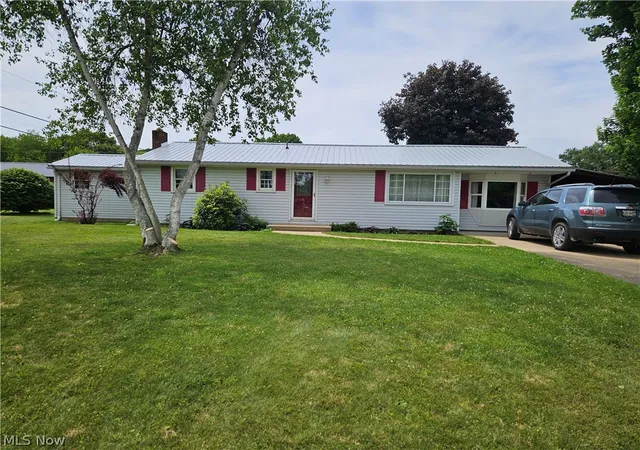 Homes for sale in Coshocton, OH | 47781 Township Road 1142, Coshocton, OH 43812 | MLS# 5214726