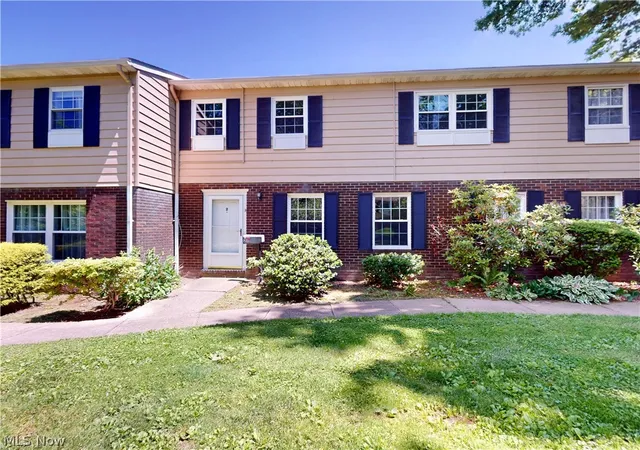 1st image of 8240 Deepwood Blvd #7-2, Mentor, OH 44060 | MLS# 5215203