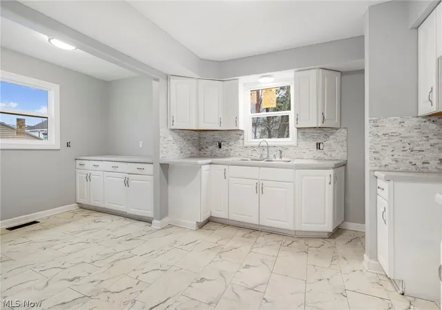 Photo 4 of Single family home for sale at 2711 Blair Pl SW, Canton, OH 44710 | MLS# 5214715 | Listing updated on 2026-09-01