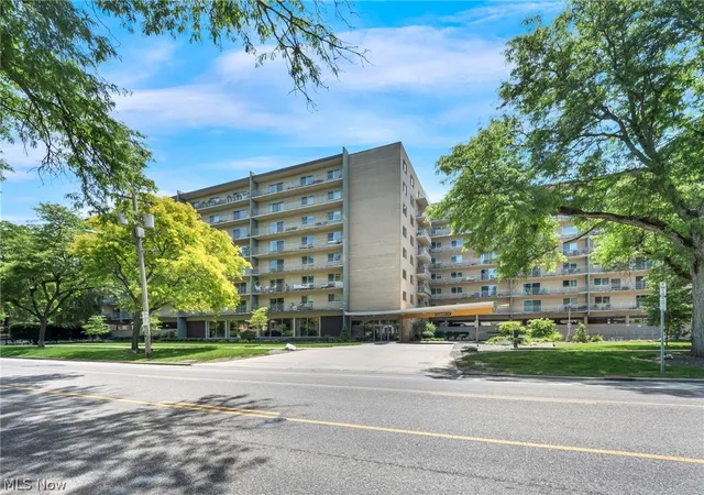 Homes for sale in Cleveland, OH | 10301 Lake Ave #506, Cleveland, OH 44102 | MLS# 5215121