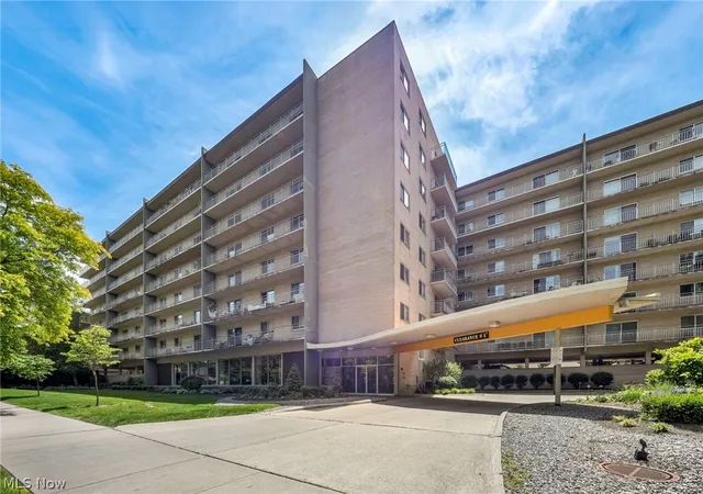 Homes for sale in Cleveland, OH | 10301 Lake Ave #506, Cleveland, OH 44102 | MLS# 5215121