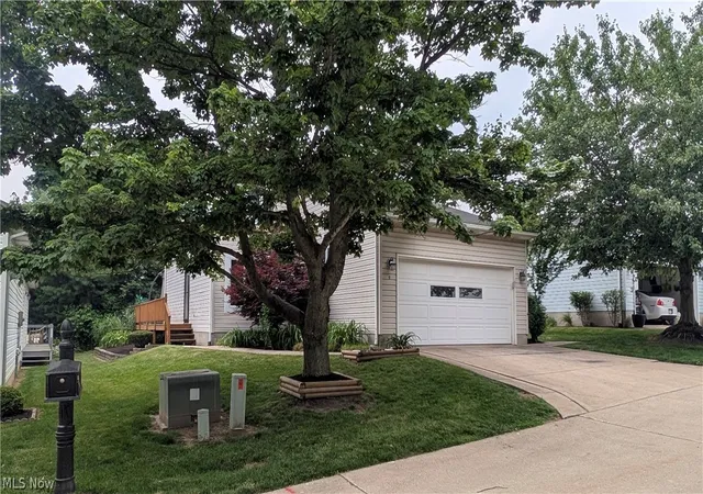 Homes for sale in Seville, OH | 144 Royal Crest Dr #O, Seville, OH 44273 | MLS# 5215220