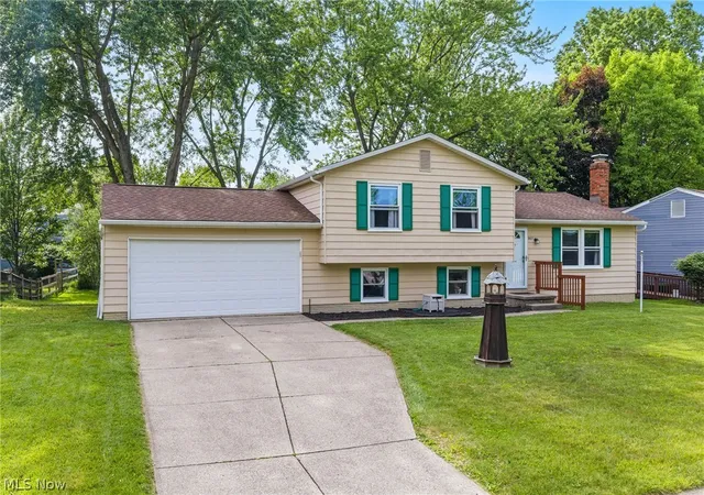 Homes for sale in Medina, OH | 965 Guilford Blvd, Medina, OH 44256 | MLS# 5215077