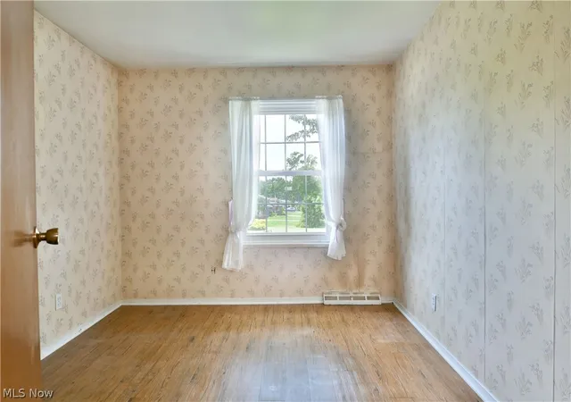 5th image of 566 Greenleaf Ave Ne, Warren, OH 44484 | MLS# 5214847
