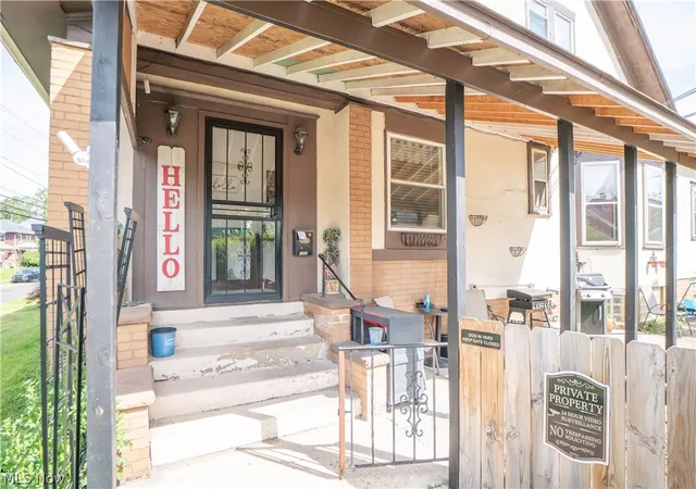 3rd image of 1302 Fulton Rd Nw, Canton, OH 44703 | MLS# 5214594