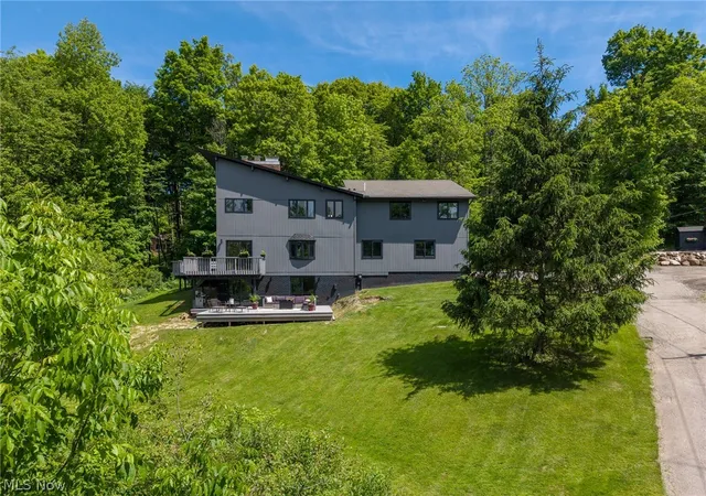 4th image of 10640 Butternut Rd, Chesterland, OH 44026 | MLS# 5214799