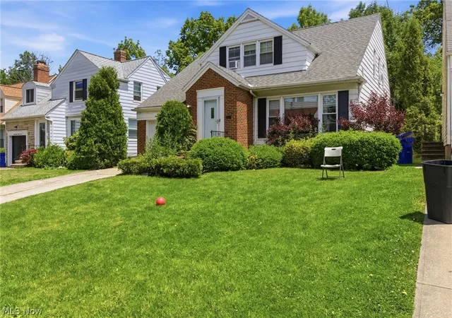21st image of 2431 White Rd, Cleveland, OH 44118 | MLS# 5215328