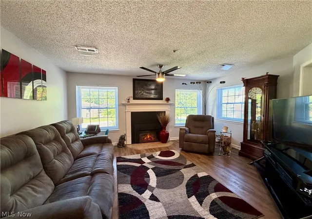 Homes for sale in Mayfield Heights, OH | 180 Fox Hollow Dr #101, Mayfield Heights, OH 44124 | MLS# 5214981