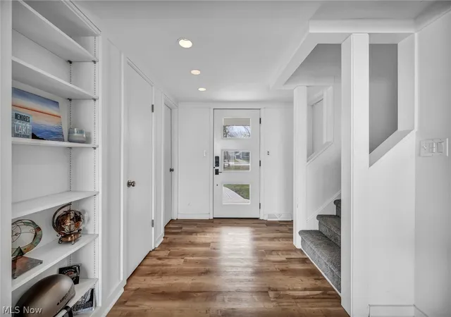 Photo 3 of Single family home for sale at 32321 Lake Shore Blvd, Willowick, OH 44095 | MLS# 5215351 | Listing updated on 2026-07-23