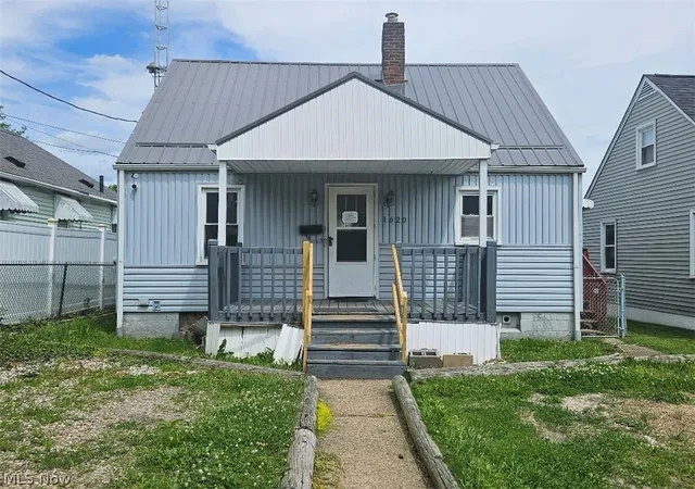 Photo 1 of Sale Pending at 1620 Sandwith Ave Sw, Canton, OH 44706 | MLS# 5215355 | Listing updated on 2026-06-17