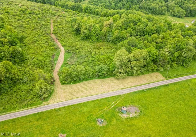 Homes for sale in Uhrichsville, OH | Barkley Rd Rd, Uhrichsville, OH 44683 | MLS# 5215359