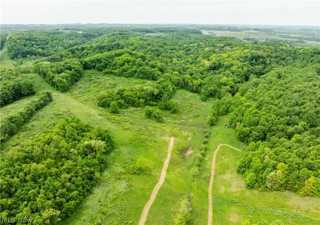 Homes for sale in Uhrichsville, OH | Barkley Rd Rd, Uhrichsville, OH 44683 | MLS# 5215359
