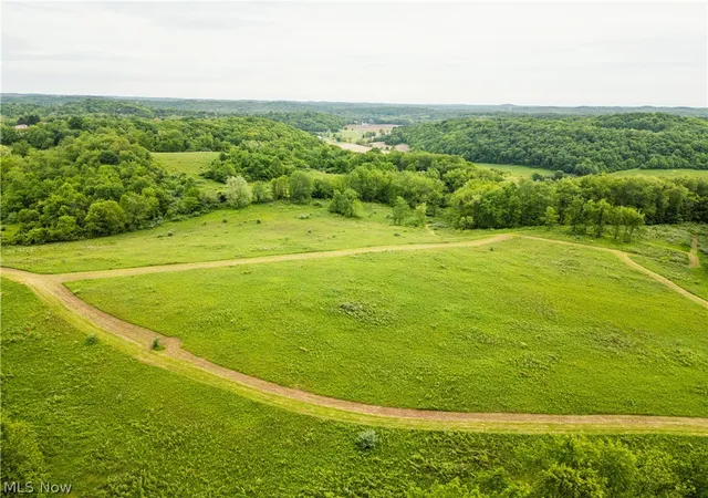 Homes for sale in Uhrichsville, OH | Edie Hill Road Road, Uhrichsville, OH 44683 | MLS# 5215374