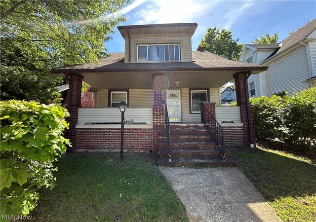 Homes for sale in Cleveland, OH | 1105 E 144th St, Cleveland, OH 44110 | MLS# 5214612