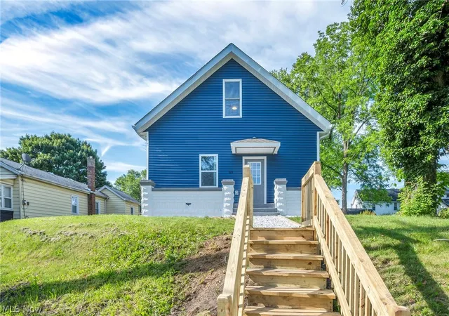 Homes for sale in Massillon, OH | 1319 Walnut Rd Se, Massillon, OH 44646 | MLS# 5214575